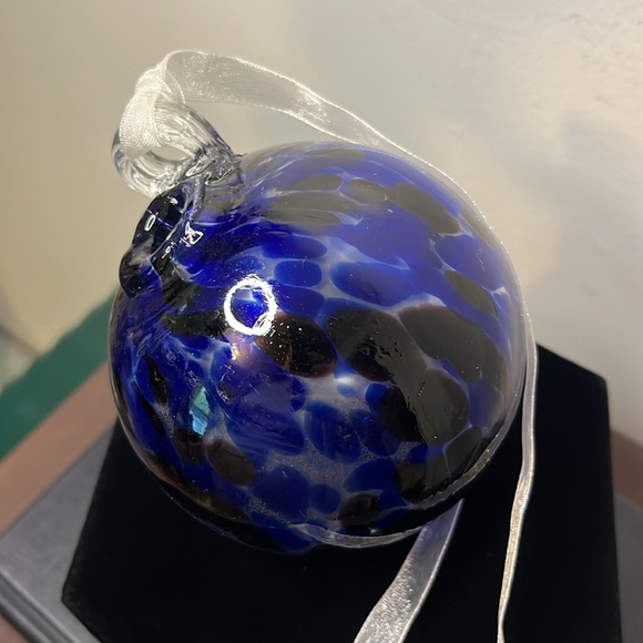 Handblown Blue & Purple Splatter Glass Orb Bud Vase Window Ornament Sun Catcher - Picture 3 of 5